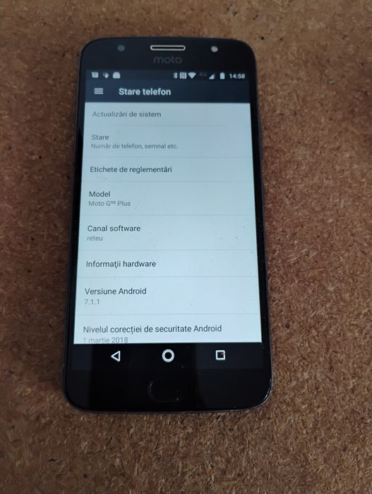 Vând moto g5 s plus liber de rețea trimit și prin curier