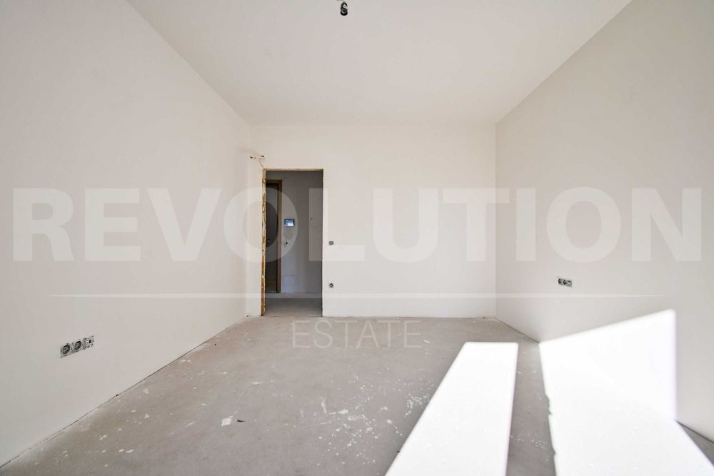 Продава се Двустаен апартамент в София, Разсадника - 76 кв.м за 2513 €/кв.м - Снимка #1