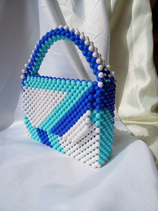 Ръчно изработени чанти от мъниста