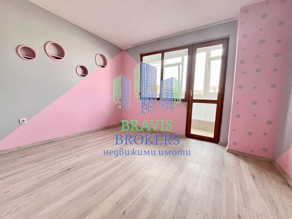 Продава се Двустаен апартамент в Варна, Лятно кино Тракия - 92 кв.м за 1946 €/кв.м - Снимка #3