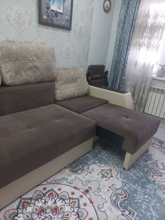 Продам диван в очень хорошим состоянии