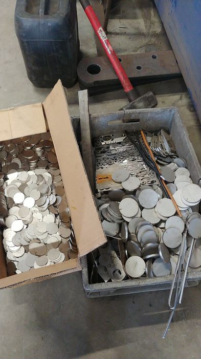 Piese Metalice Oțel Inox Mobila Mobilier Capace Piciorușe Disc Flanșe