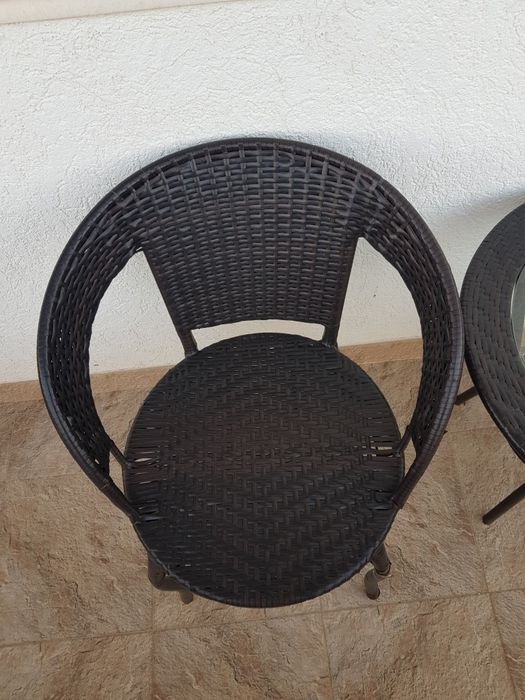 Ратанови столове и маса