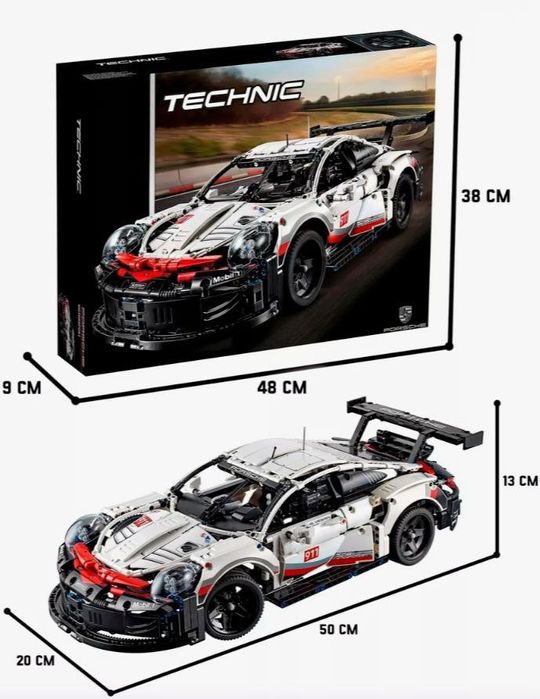Этот конструктор представляет собой реплику модели Porsche 911 RSR