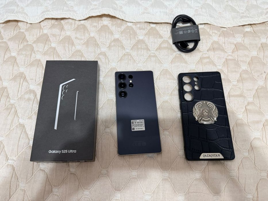 Продам Самсунг S25 Ultra 12/256Gb