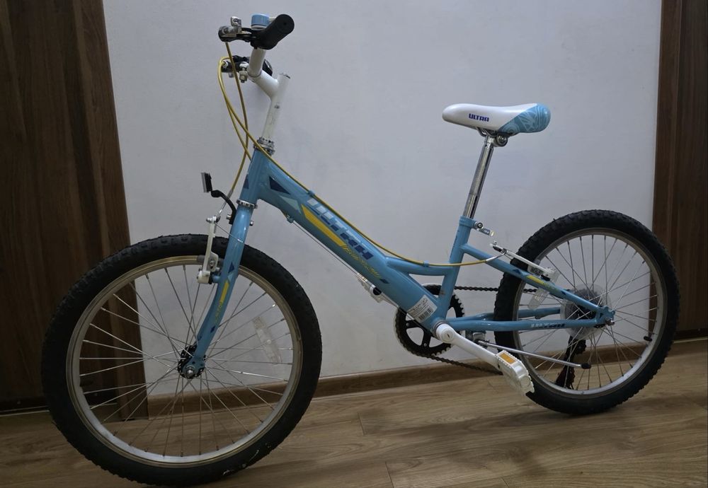 Bicicleta copii 20 inch Ultra Larisa