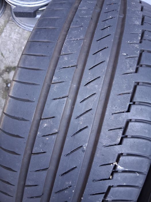 235 55 19 Континентал 4броя летни дот 2020г