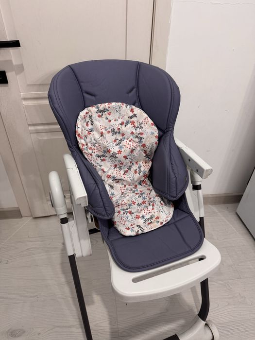 Детский стульчик для кормления