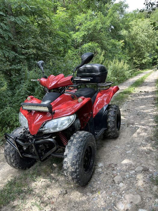 Vând atv sym 200