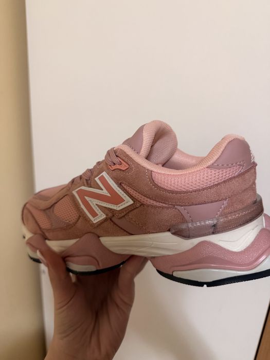 Маратонки new balance