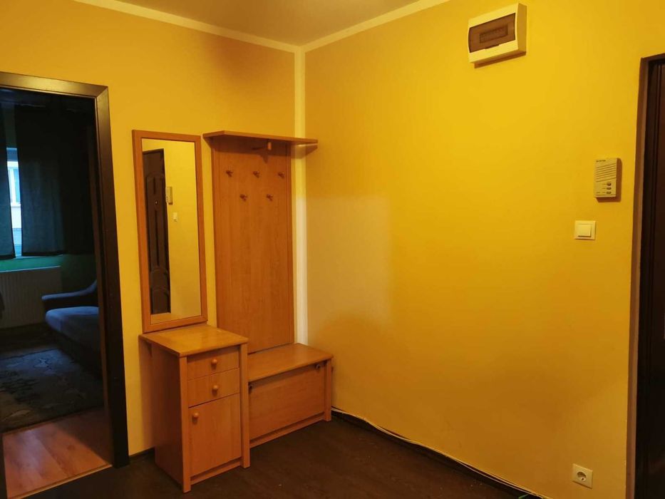 Închiriez apartament 3 camere, Vitrometan, Mediaș