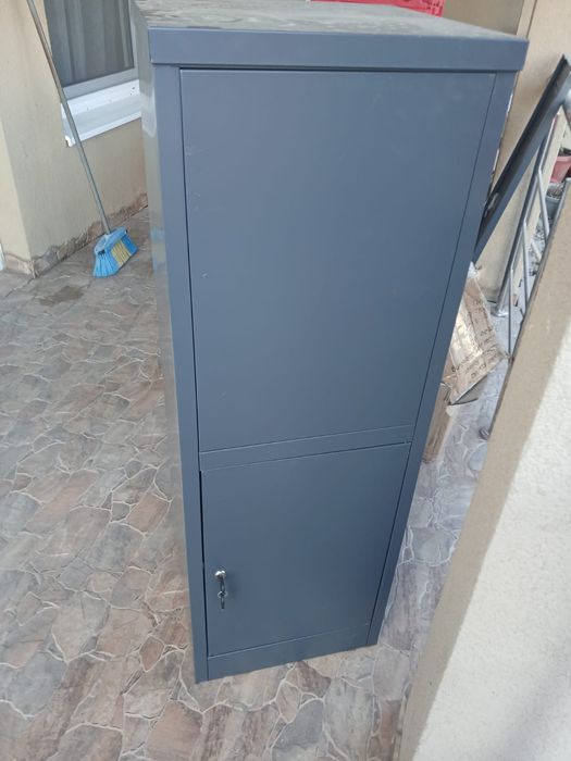 Cutii poștal pentru colete și plicuri