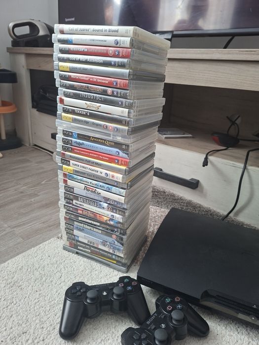 Playstation 3 plus 32 de jocuri