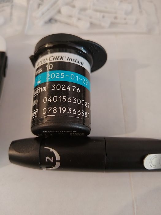 Глюкомер accu-check instant