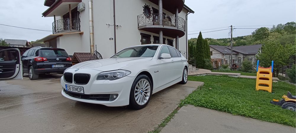 BMW seria 5 , 520D, F10 , 2010