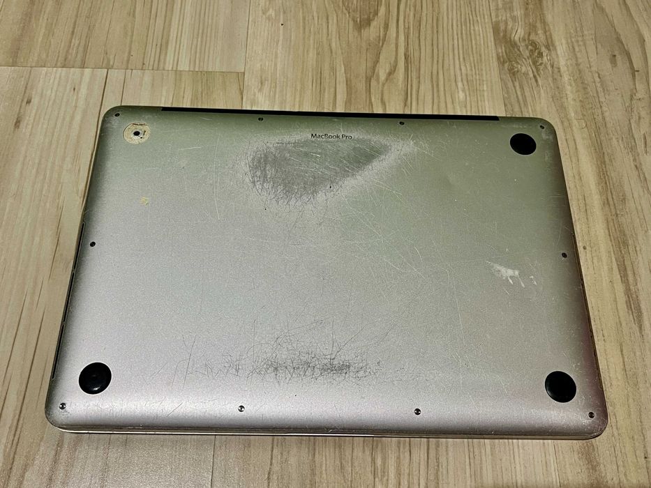 Macbook Pro 13 2015 Retina i5 ram 8gb ssd 128gb