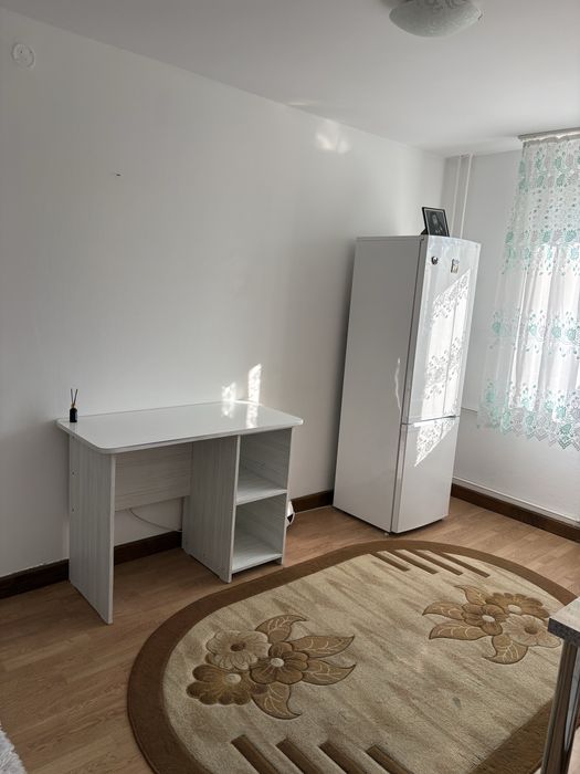 Vand apartament 2 camere