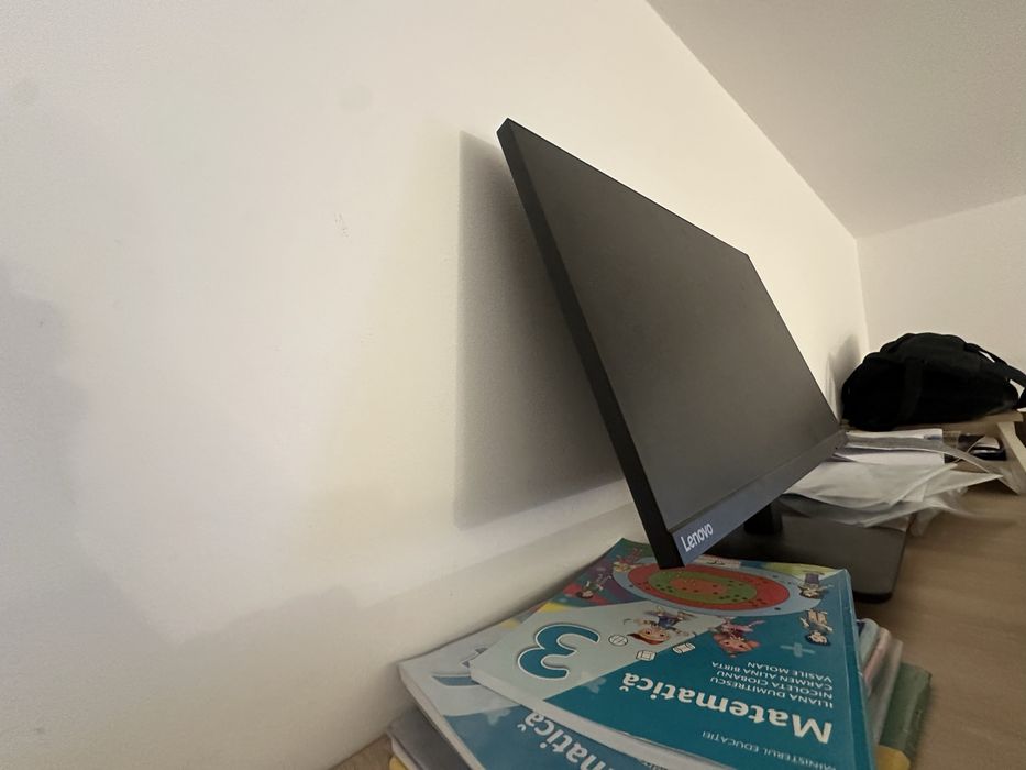 Monitor lenovo abea folosit