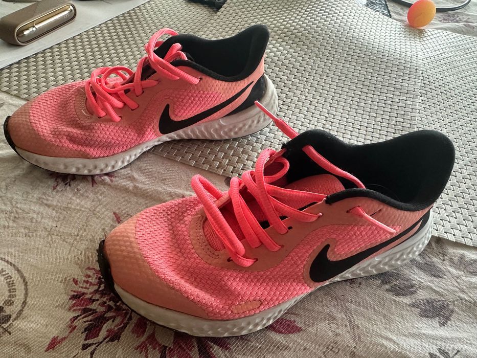 Маратонки Найк 36