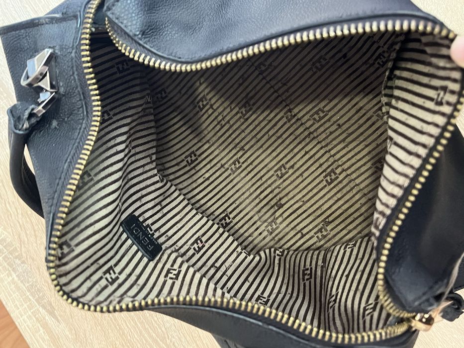 Fendi оригинална чанта