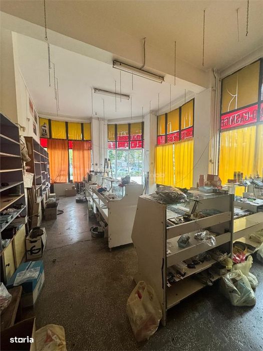 Spatiu comercial de vanzare