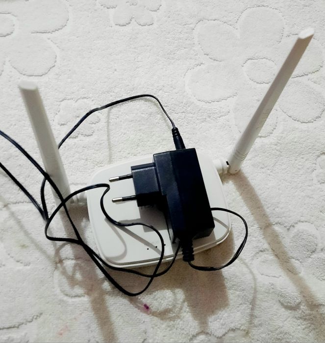 Router Tenda Wireless N300 - Easy Setup N301