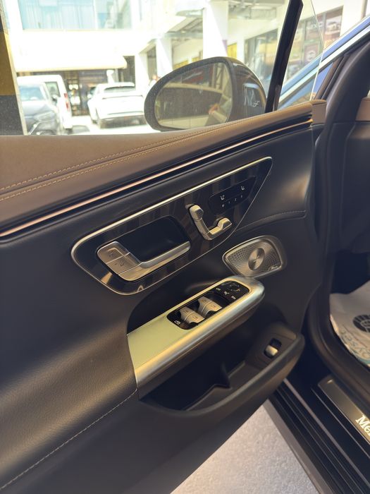 Mercedes-Benz EQE 500 4matic Full 2025