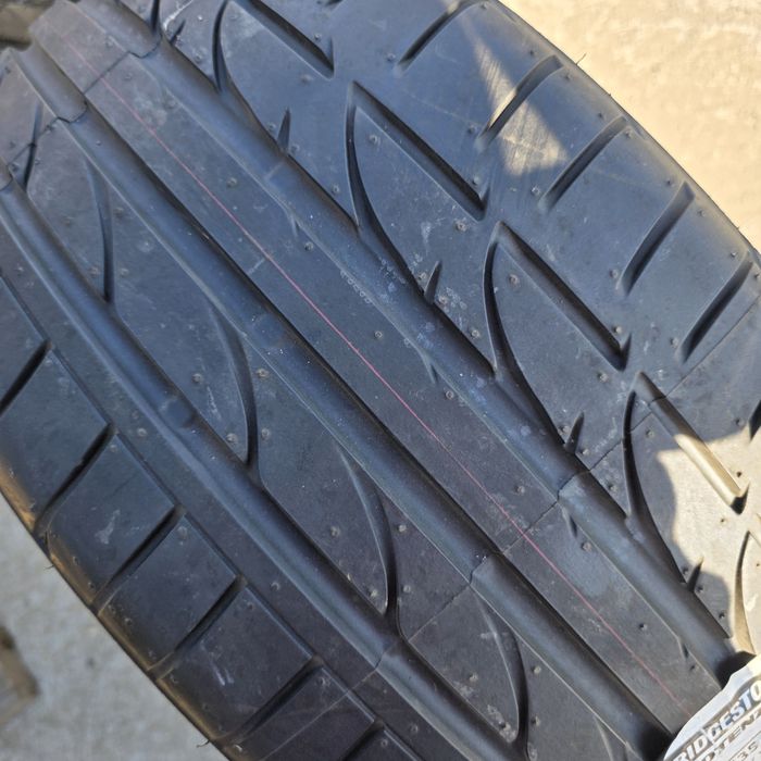 Anvelope turism noi vara Bridgestone 255 35 20