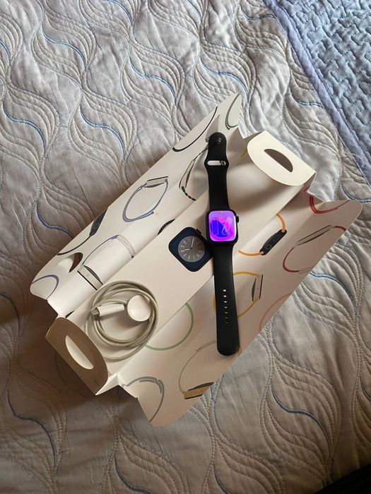 Apple watch 8 41mm sotiladi