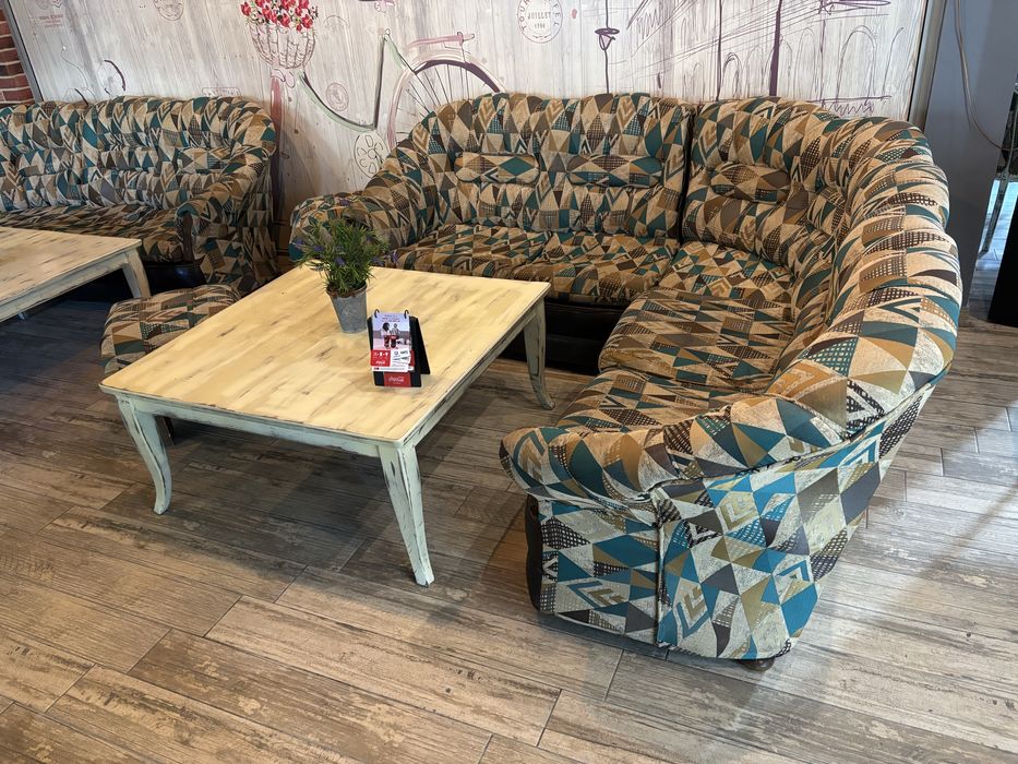 Разпродажба на мебели за заведение