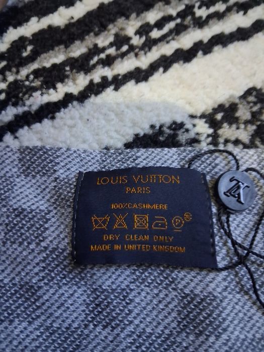 Vand louis vuitton fular