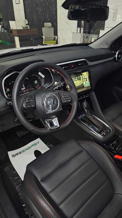 MG ZS Deluxe 1.0 Turbo — стиль, комфорт и экономия в одном автомобиле!