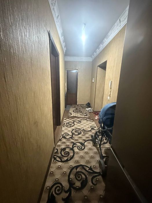 Срочно 2 хонали квартира сотилади!!!