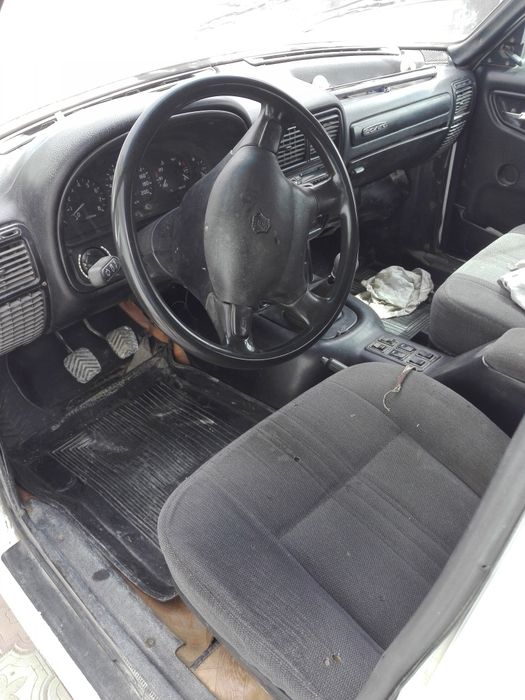 Продам автомобиль волга 3110
