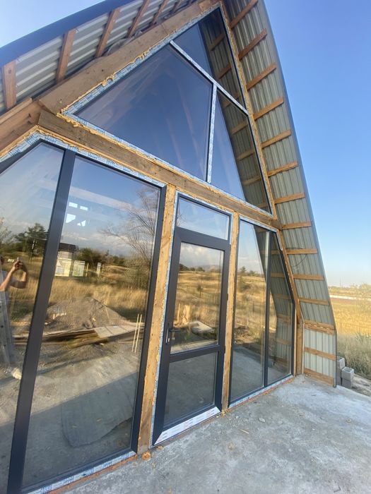 Алюминиевые окна и перегородки