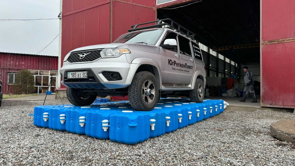 Мост из пластика (понтоны от производителя)