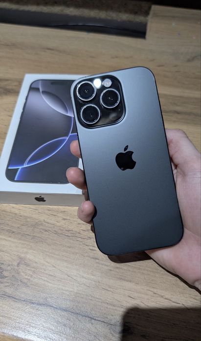 Iphone 16 pro продам
