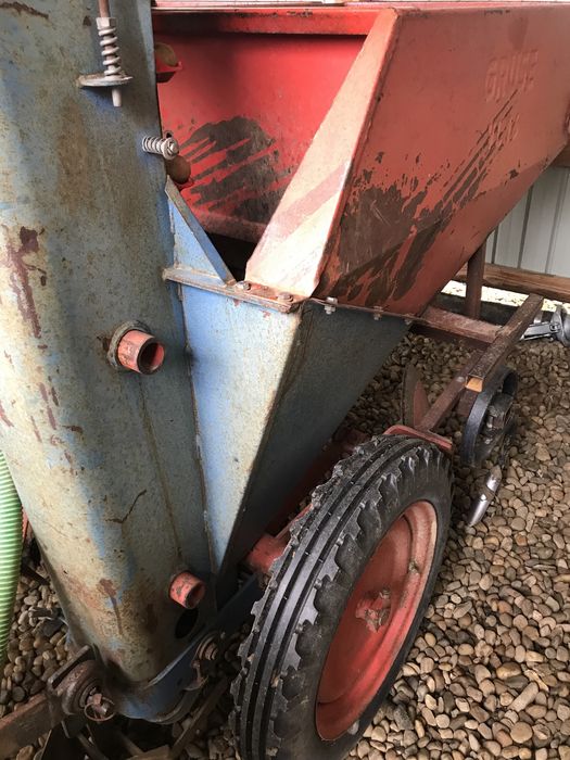 Masina plantat cartofi