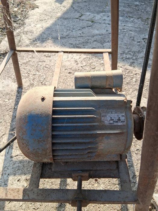 Циркуляр за рязане на дърва