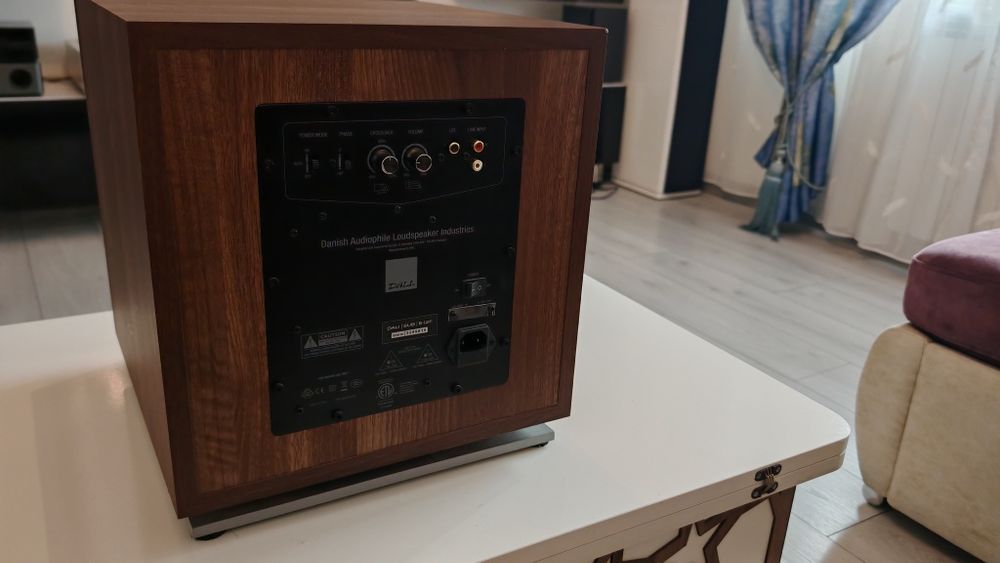 Subwoofer Dali sub e-12f