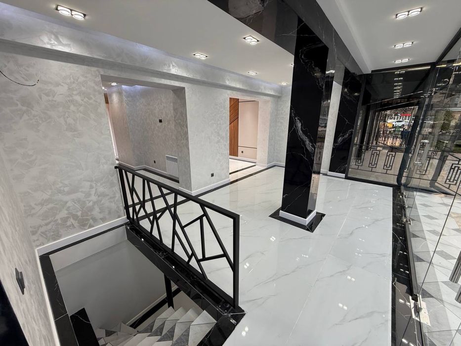 Продается или сдается коммерческое помещение (130 м²).