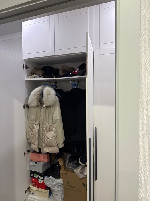 Шкаф для прихожей