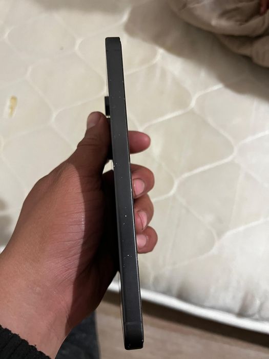 Samsung  S24  FE