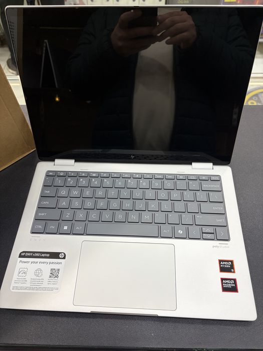 HP Envy x360 Rayzen 5