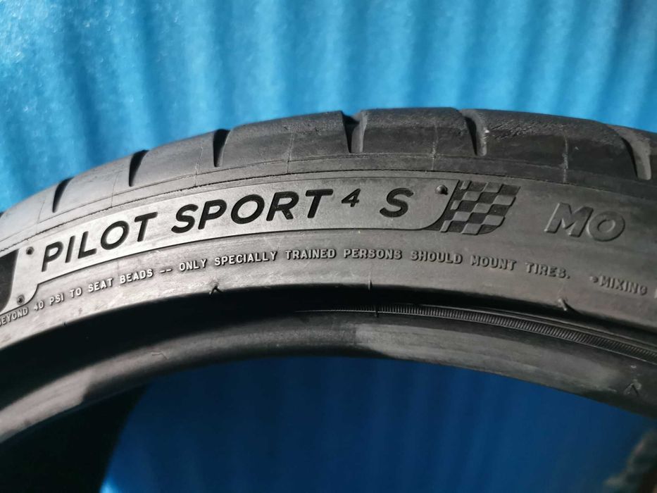 245/35 ZR20 michelin 2 bucati