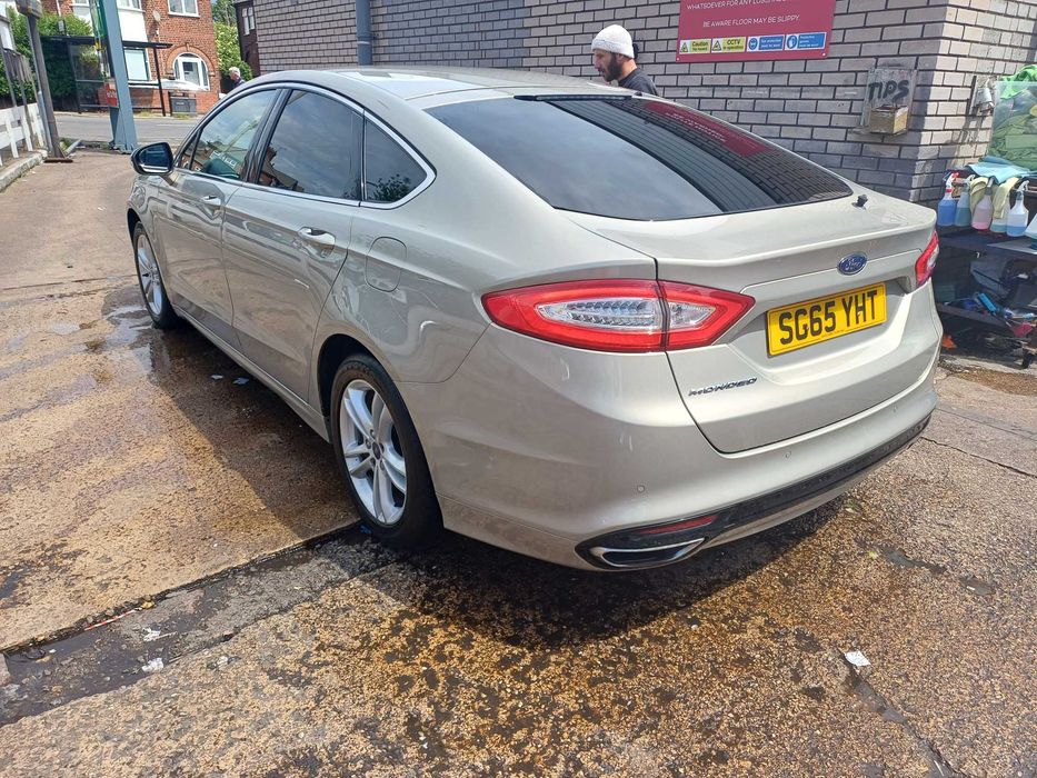 FORD Mondeo 2015 — imagine 2
