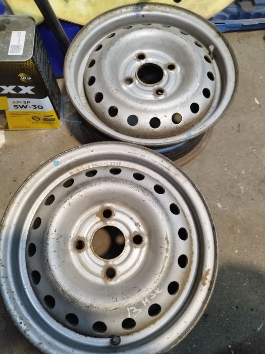 Продам штамповочные диски 4х100 на нексию