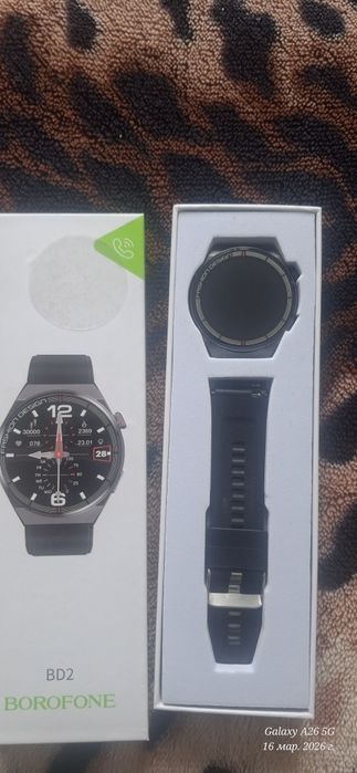 Продам смарт  часы 8000тг