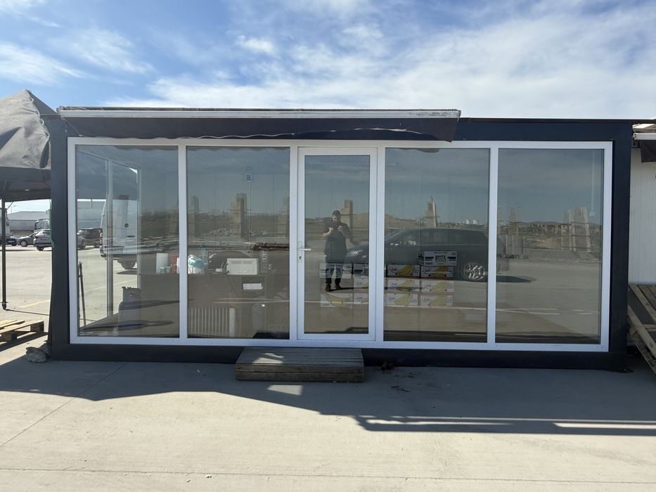 Vând 2 containere – spațiu comercial / birou / magazin