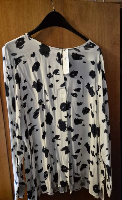 Bluză albă cu imprimeu bleumarin, Marks&Spencer, nouă cu etichetă